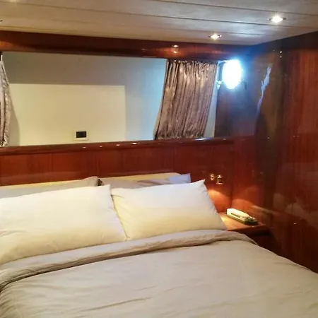 Bådhotel Joker